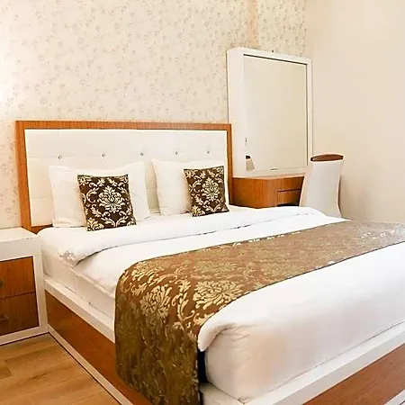 Hotel Cebeciler 3*